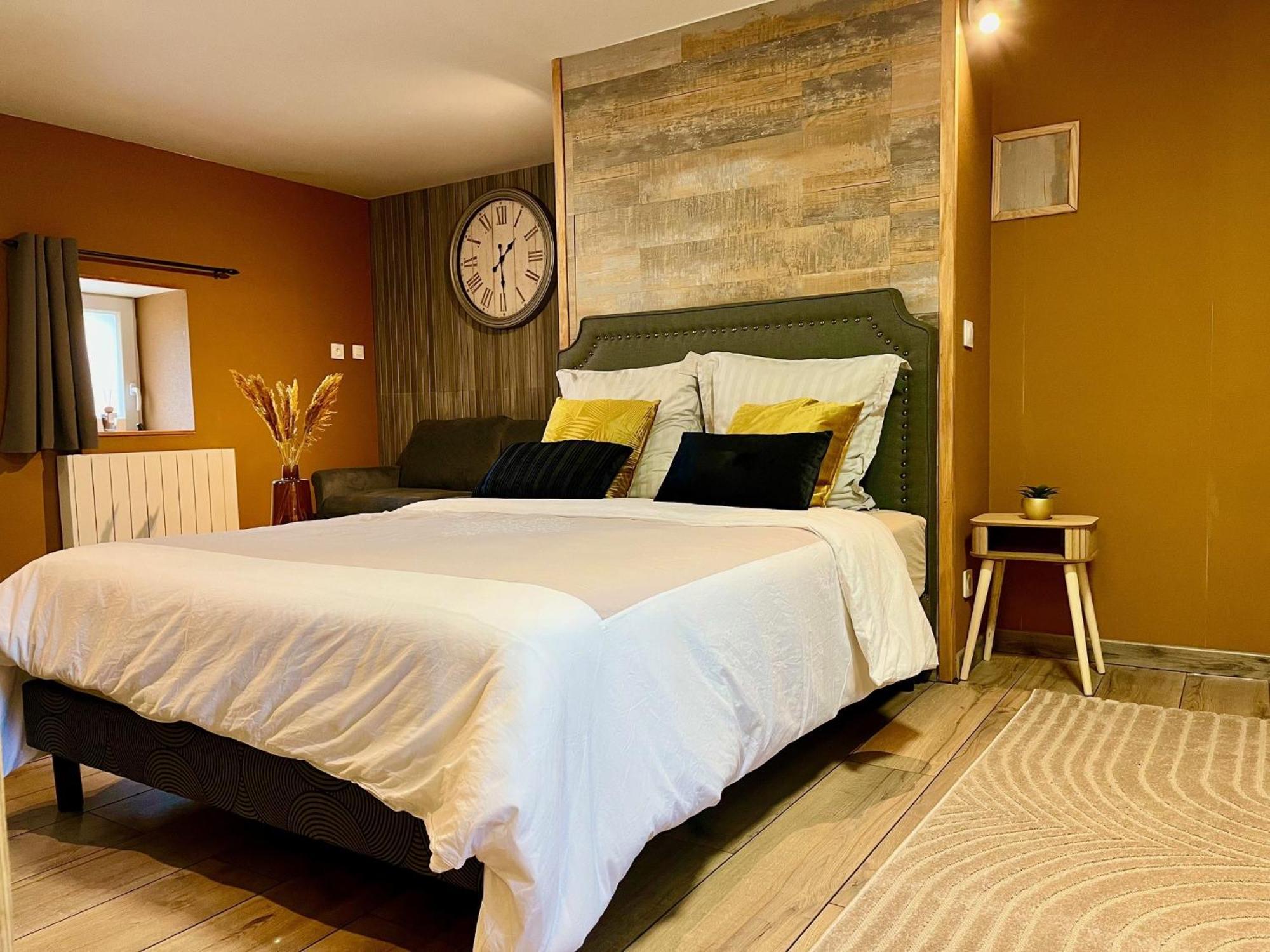 Le Manoir Des Haies Spa Les Champs-Géraux Eksteriør billede