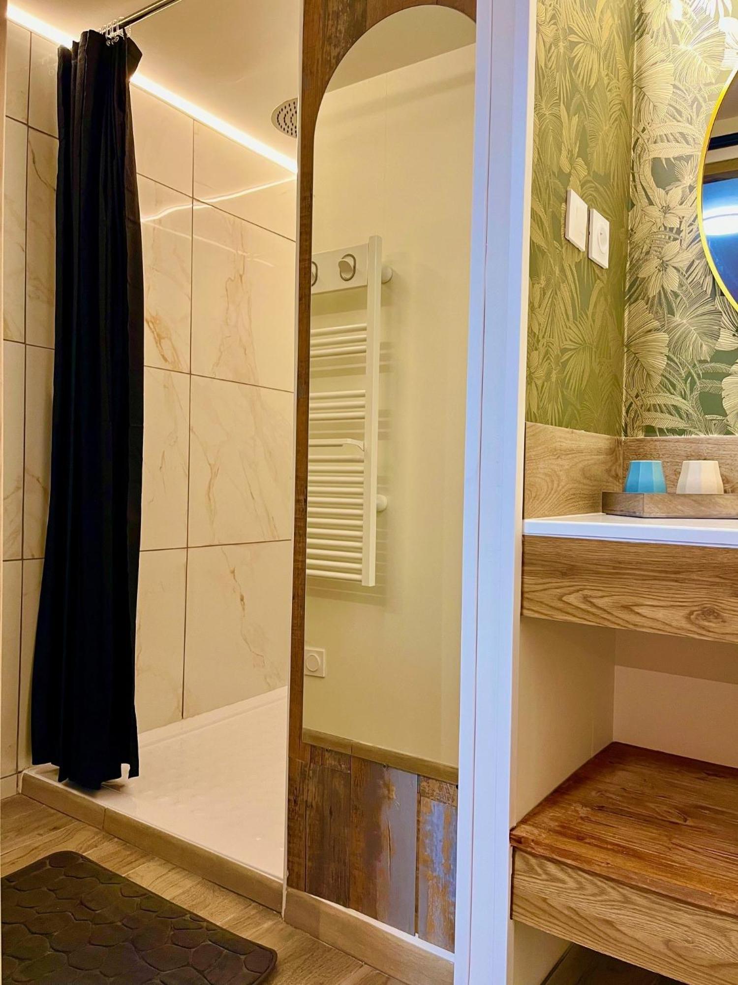 Le Manoir Des Haies Spa Les Champs-Géraux Eksteriør billede