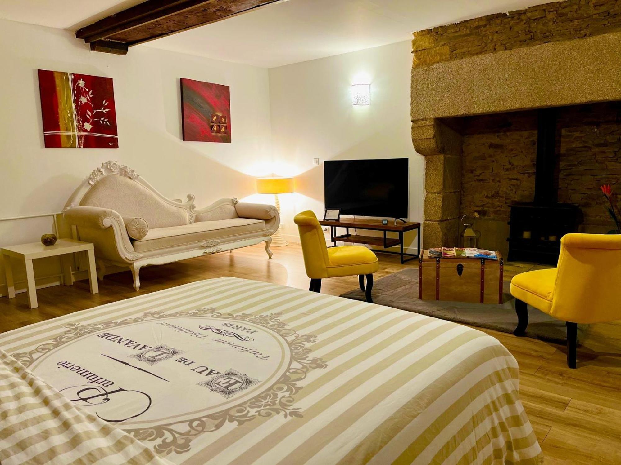 Le Manoir Des Haies Spa Les Champs-Géraux Eksteriør billede